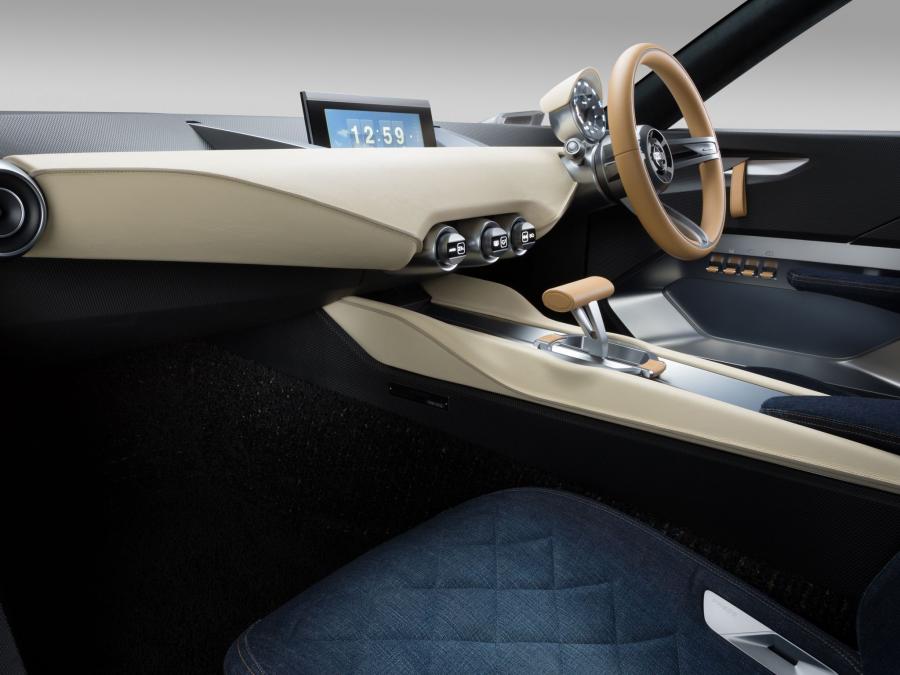 Интерьер Nissan IDx Freeflow Concept 2013 года  (фото 15 из 28)